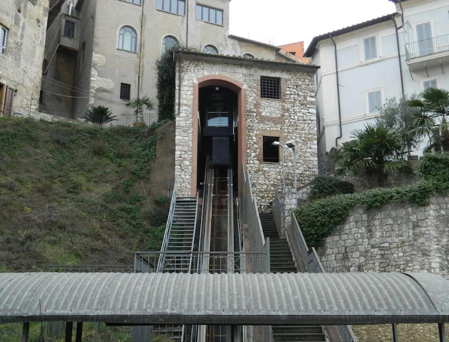 Casa Dell'Oliveto "Parcheggio Gratuito" Apartman Narni Kültér fotó