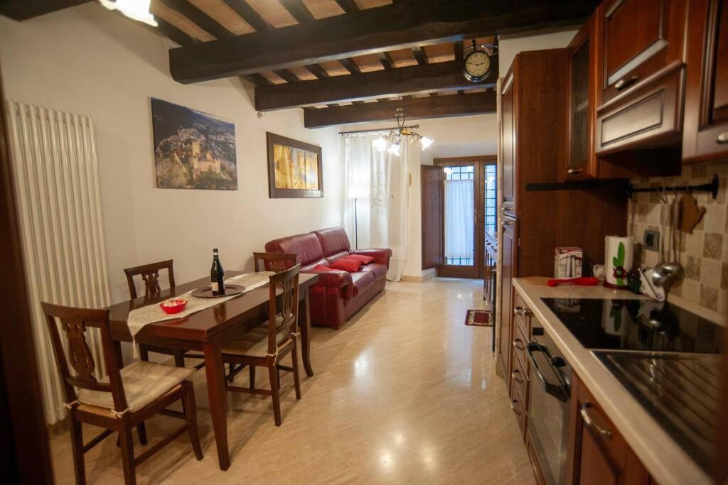 Casa Dell'Oliveto "Parcheggio Gratuito" Apartman Narni Kültér fotó